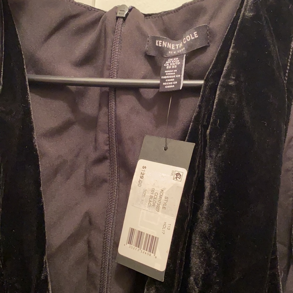 Kenneth Cole Velvet Sleeveless Blouse XS NWT - Picture 3 of 3